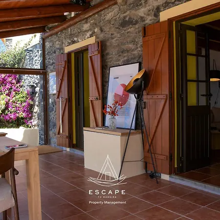 Hilltop Hideaway By Escape To Madeira فيلة