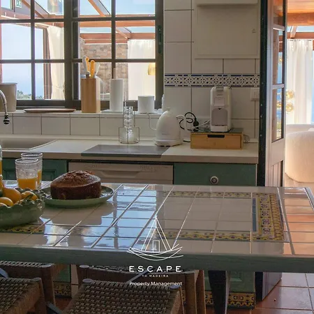 Hilltop Hideaway By Escape To Madeira * أركو دا كالهيتا