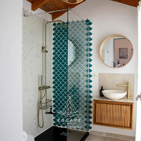 Hilltop Hideaway By Escape To Madeira