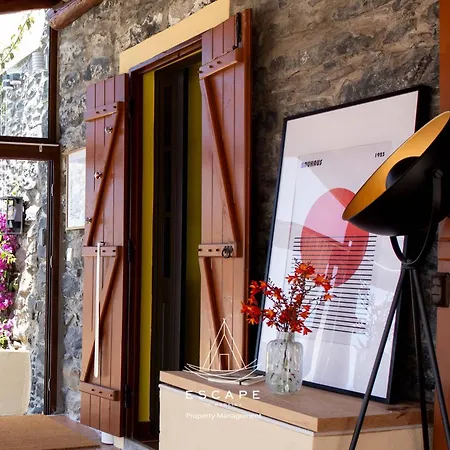 Hilltop Hideaway By Escape To Madeira