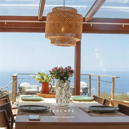 빌라 Hilltop Hideaway By Escape To Madeira