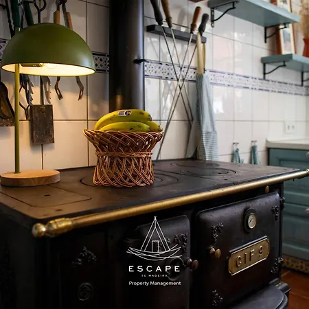 Hilltop Hideaway By Escape To Madeira 아르코다카헤타