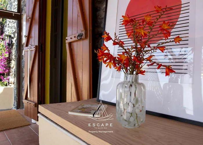 ヴィラ Hilltop Hideaway By Escape To Madeira