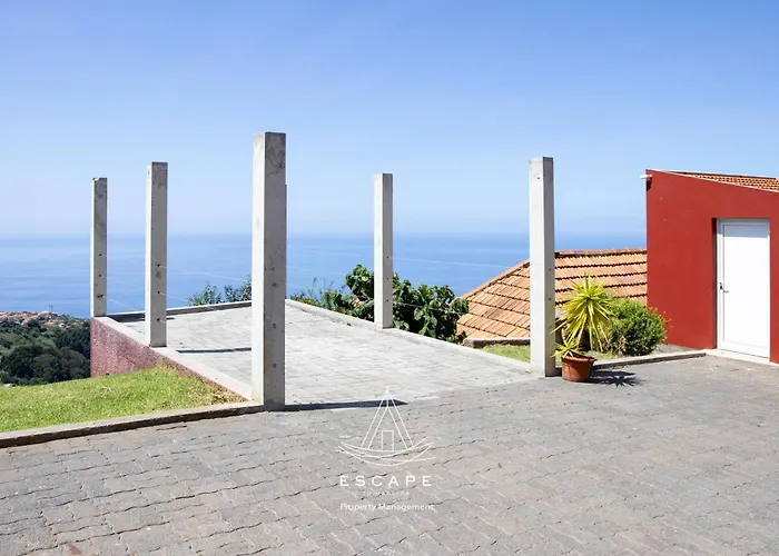 ヴィラ Hilltop Hideaway By Escape To Madeira *