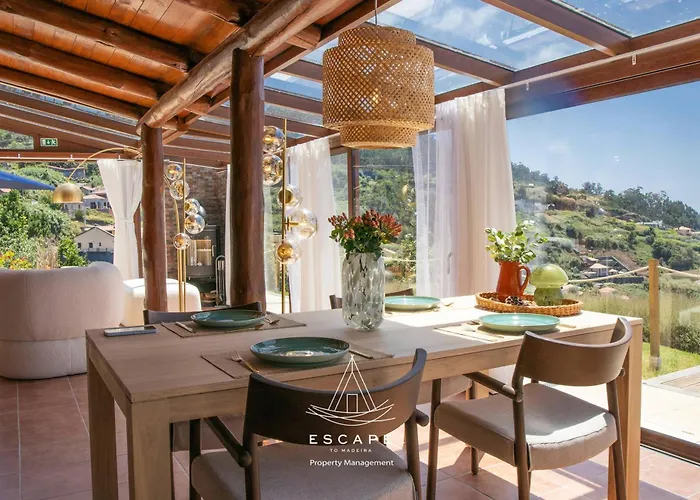 ヴィラ Hilltop Hideaway By Escape To Madeira *