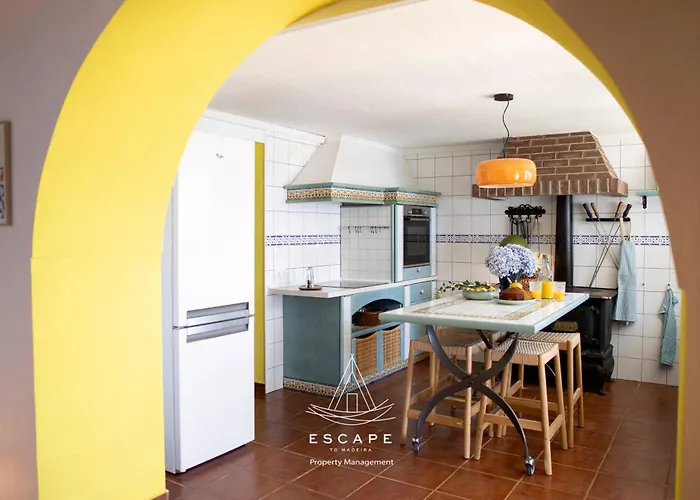 Hilltop Hideaway By Escape To Madeira ヴィラ *