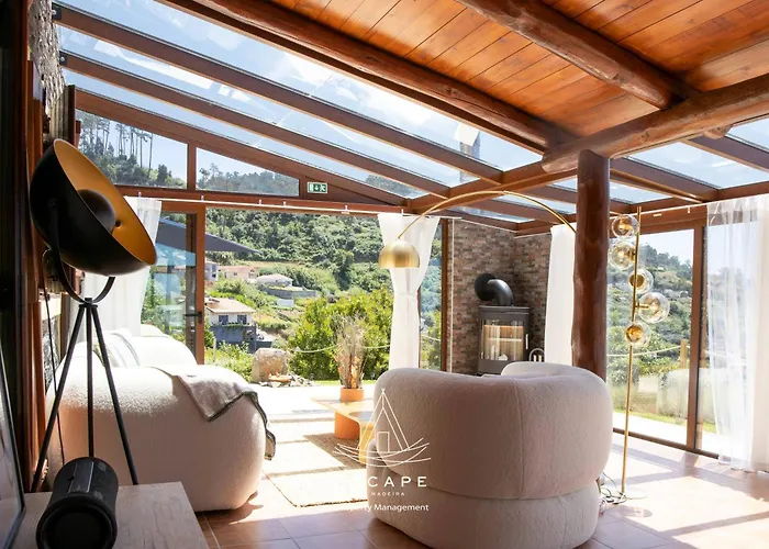 ヴィラ Hilltop Hideaway By Escape To Madeira アルコ・ダ・カリェタ