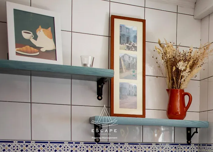 Hilltop Hideaway By Escape To Madeira * アルコ・ダ・カリェタ