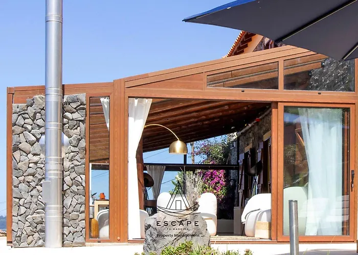 ヴィラ Hilltop Hideaway By Escape To Madeira