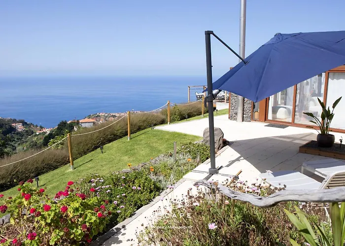 ヴィラ Hilltop Hideaway By Escape To Madeira